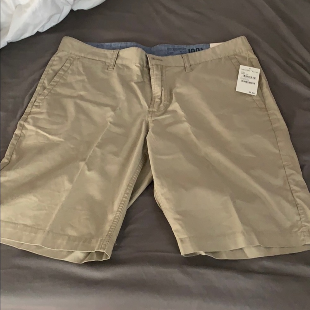 Nordstrom 1901 brand khaki shorts